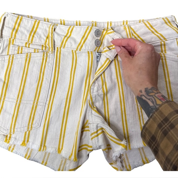 Pilcro The Wanderer Yellow White Stripe Low-Rise Shorts S 25 Summer Resort Boho - Picture 5 of 7